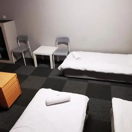 Warszawa-ursus 4* 华沙