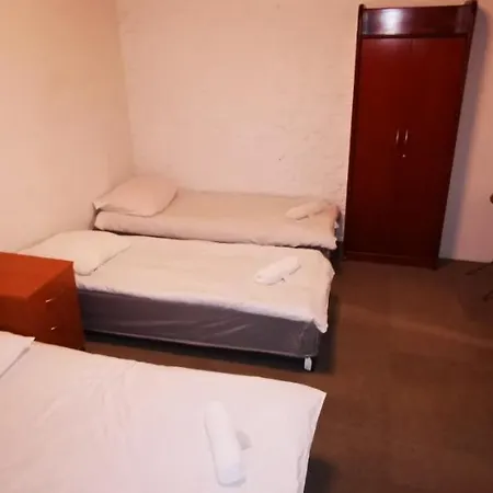 Warszawa-ursus Hotell 4*